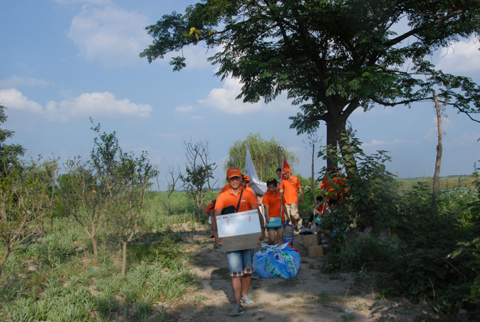 ����������С�u���x��һ�����������ذ��ϣ���ԭ��ý������